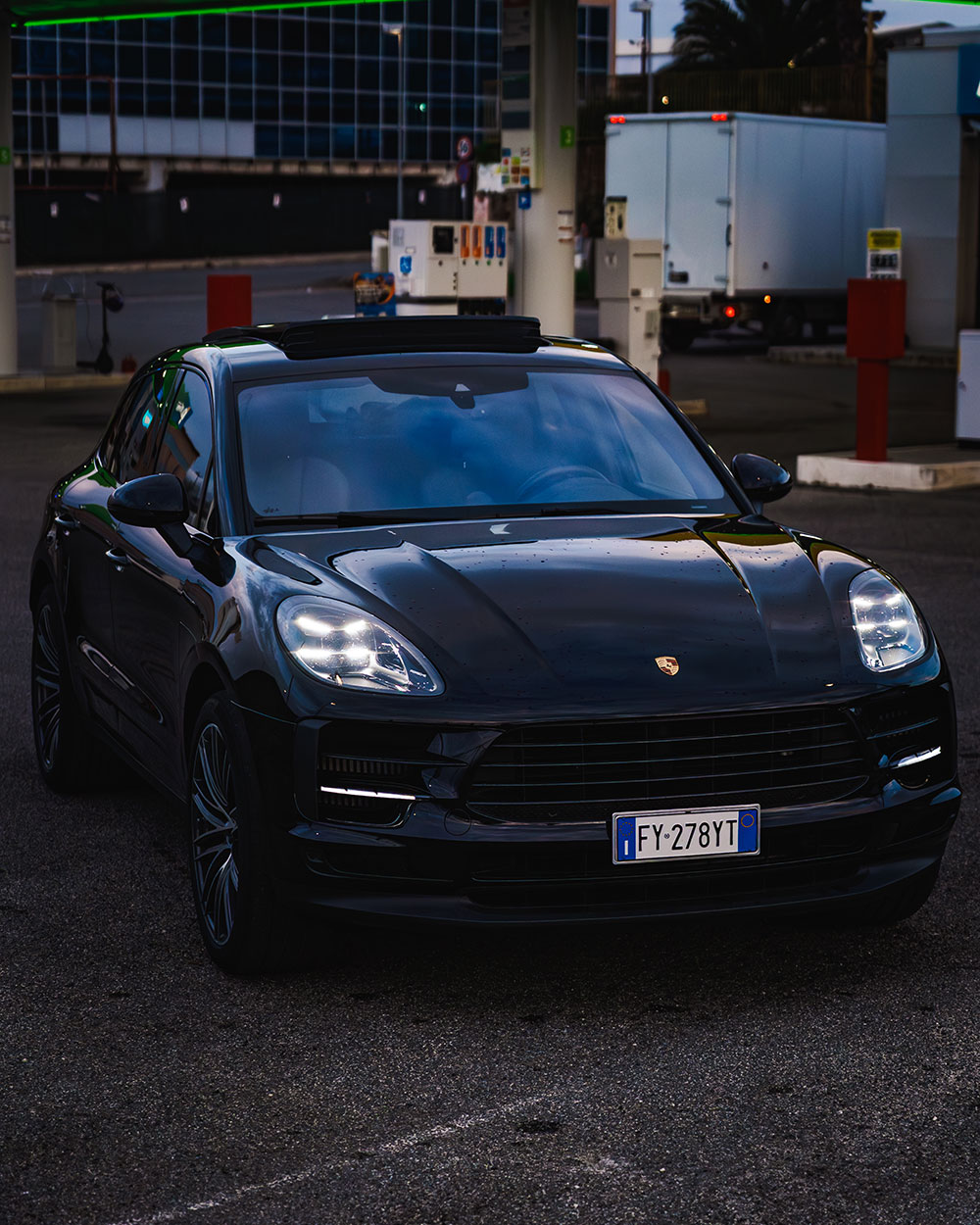Macan S